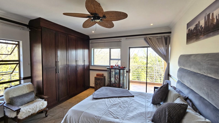 5 Bedroom Property for Sale in Birdwood Estate North West